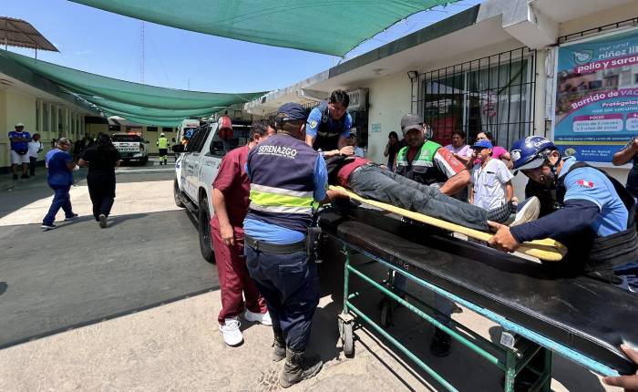 Dos fallecidos y 15 heridos en accidente de tránsito en óvalo Tortugas, en Casma2