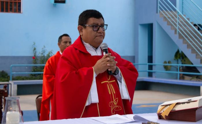 obispo auxiliar